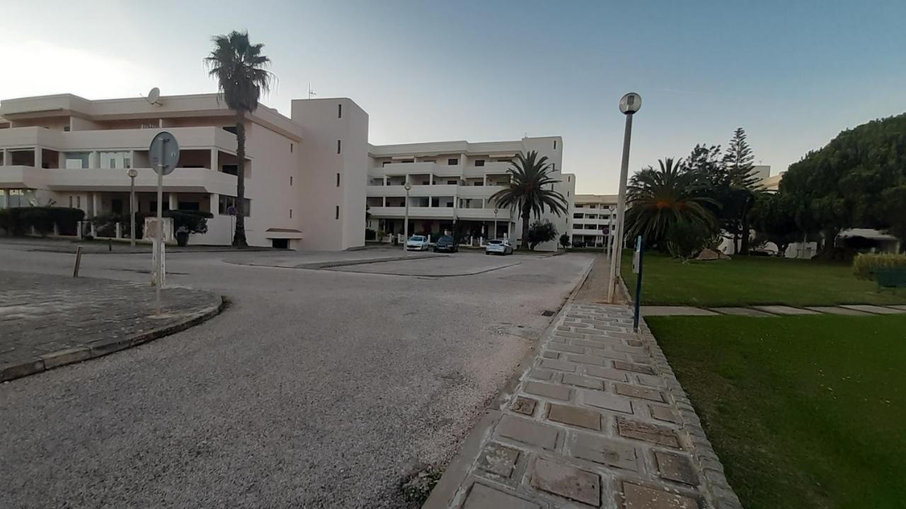 Joanita Beach Apartment Holidays Lagos Bagian luar foto
