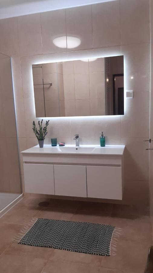 Joanita Beach Apartment Holidays Lagos Bagian luar foto